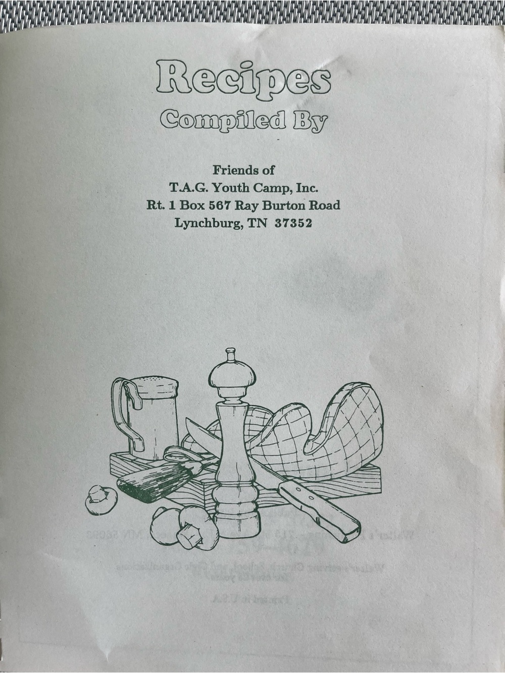 Vintage cookbook - Picture 2 of 3